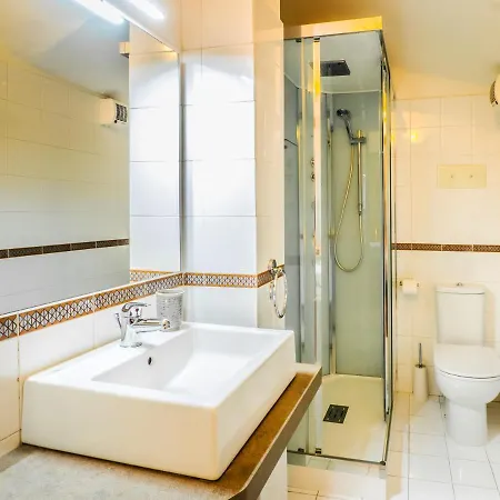 Al Vecchio Palazzo Hotel Casto