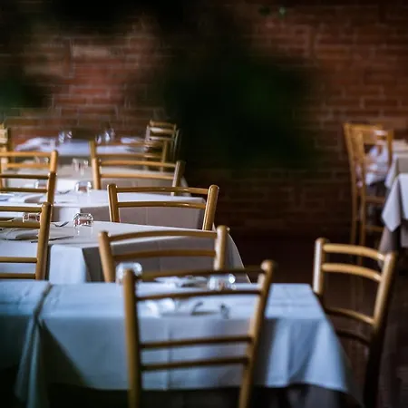 Al Vecchio Palazzo Hotel Casto