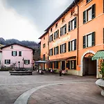 维奇奥宫殿酒店 酒店 Casto
