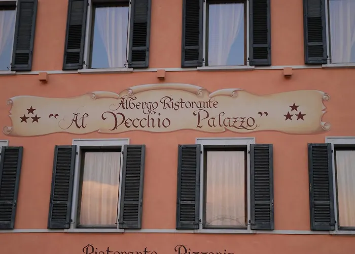 Al Vecchio Palazzo ホテル Casto